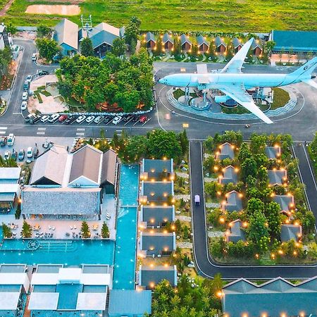 See Stars & Forest Resort Amphoe Sawang Daen Din Bagian luar foto