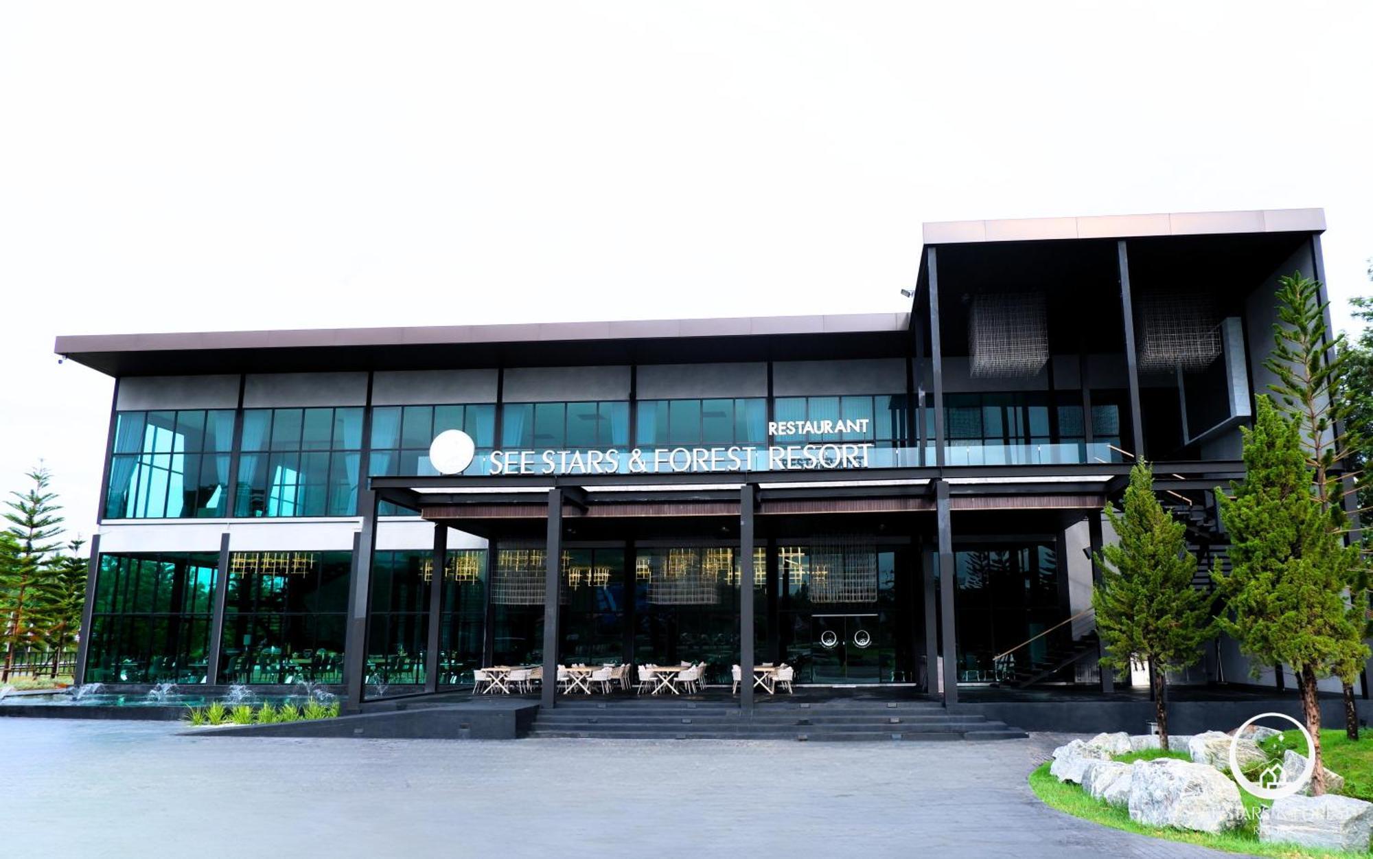 See Stars & Forest Resort Amphoe Sawang Daen Din Bagian luar foto