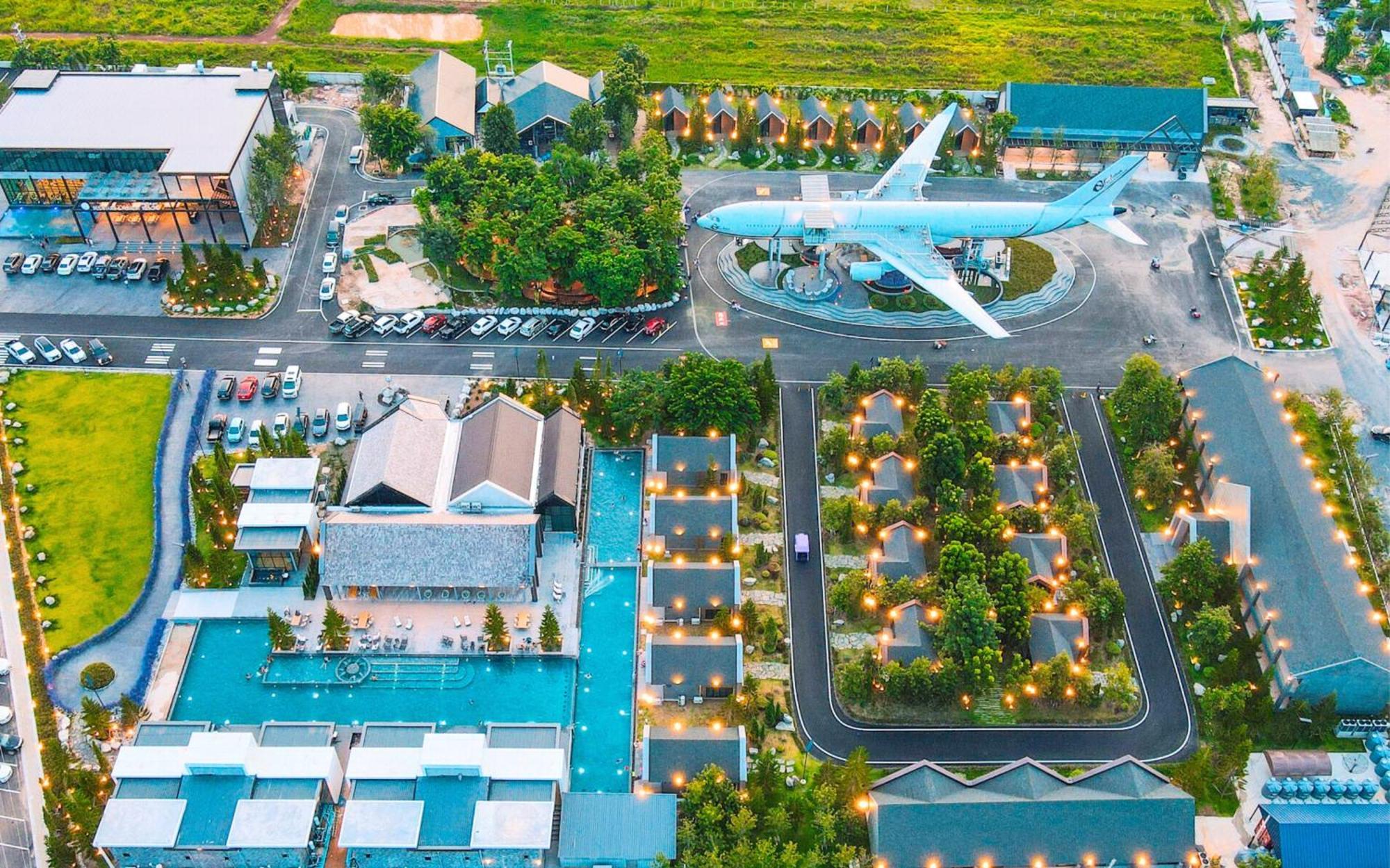 See Stars & Forest Resort Amphoe Sawang Daen Din Bagian luar foto