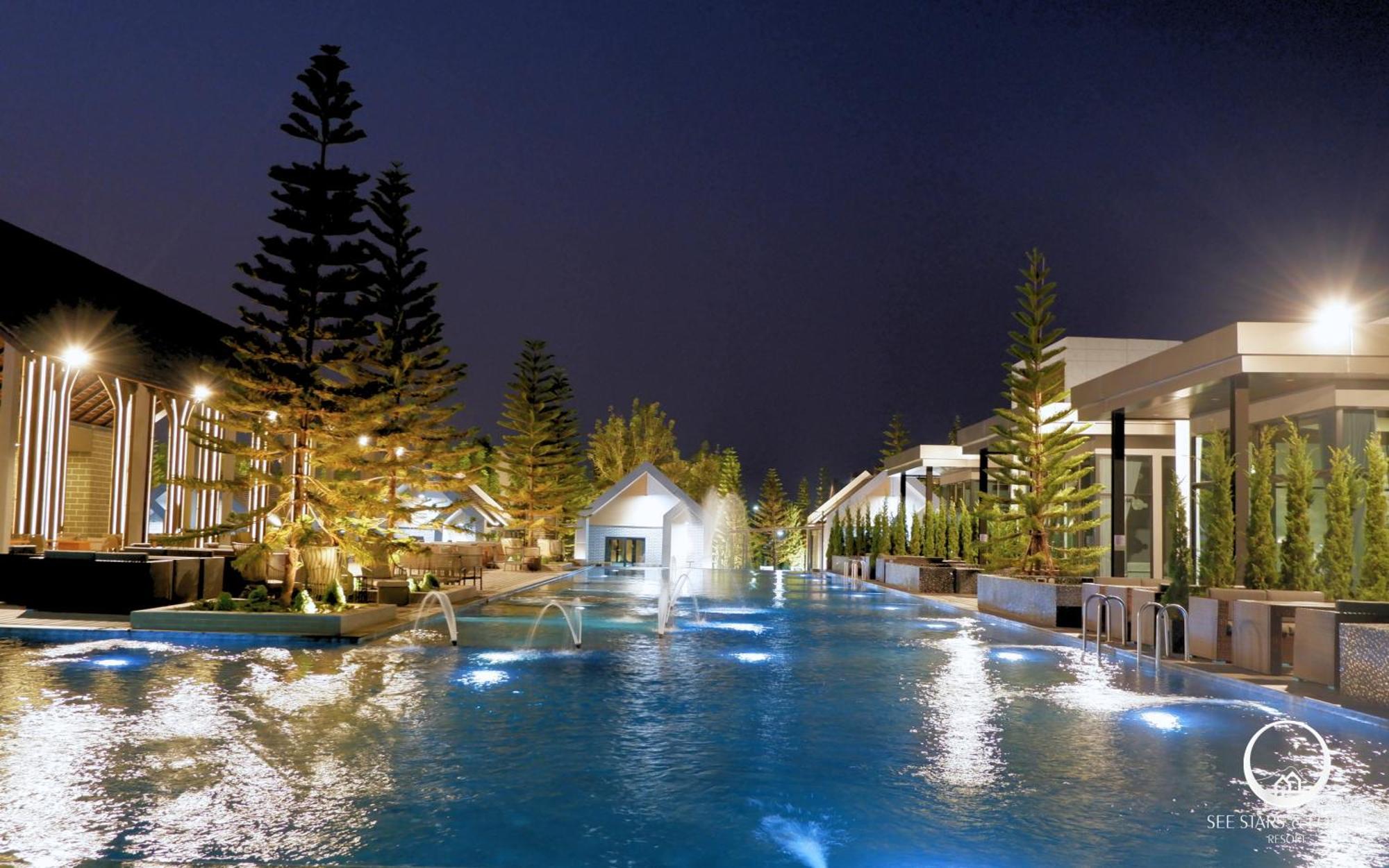 See Stars & Forest Resort Amphoe Sawang Daen Din Bagian luar foto